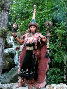 mayan-woman-in-tribal-costume-1546434